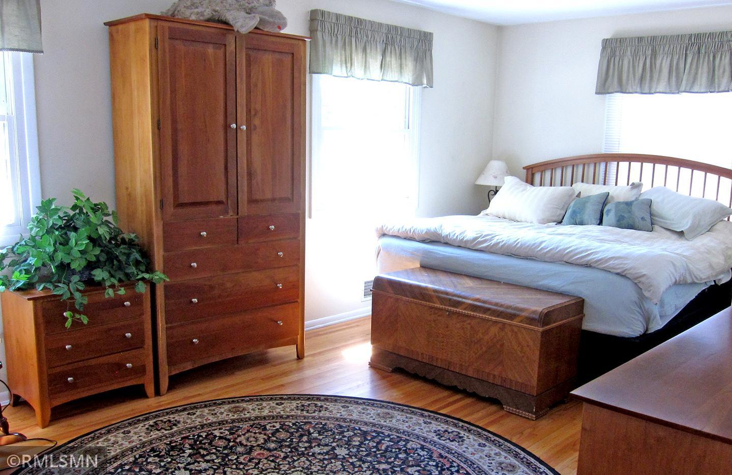 Bedroom 1.jpg