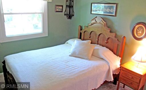 Bedroom 4e.jpg