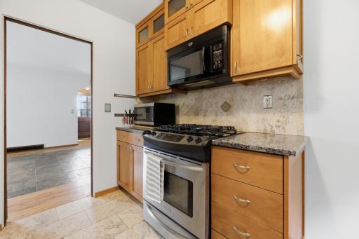 1109 S 2nd Street, Alma, WI 54610