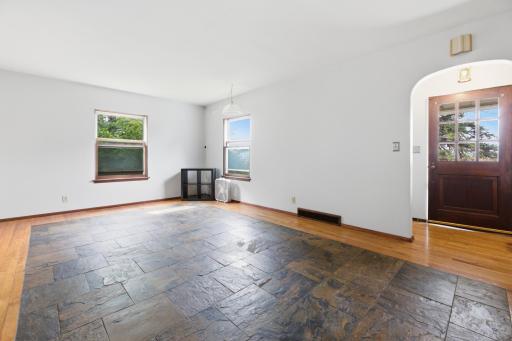1109 S 2nd Street, Alma, WI 54610