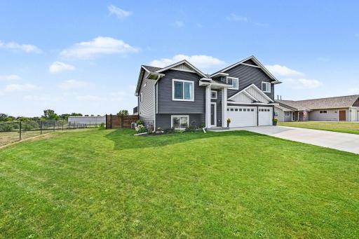 413 Highland Drive, Ellsworth, WI 54011