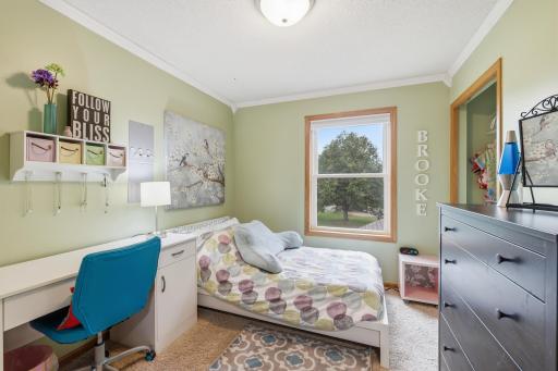 9005 Jensen Avenue S, Cottage Grove, MN 55016
