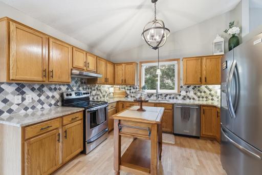 9005 Jensen Avenue S, Cottage Grove, MN 55016