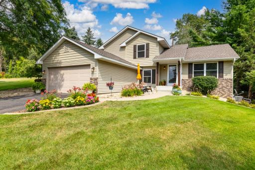 9005 Jensen Avenue S, Cottage Grove, MN 55016