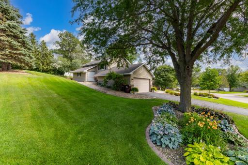 9005 Jensen Avenue S, Cottage Grove, MN 55016