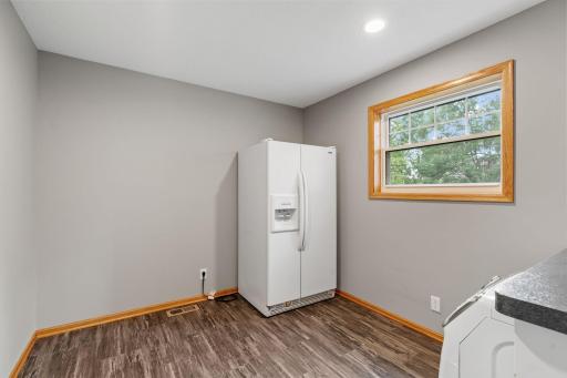 Laundry room - so much space!