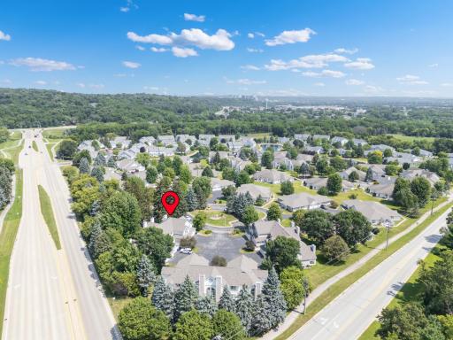 1953 Waterford Place SW, Rochester, MN 55902