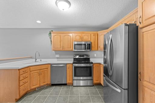 1953 Waterford Place SW, Rochester, MN 55902