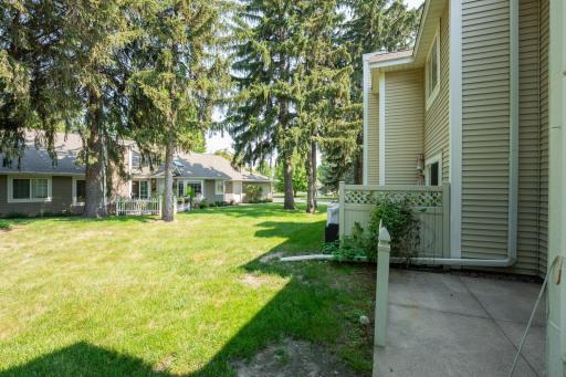 1953 Waterford Place SW, Rochester, MN 55902