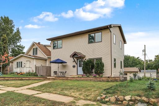 Photo for 4244 Madison Street NE, Columbia Heights, MN 55421 - listing #7122209 4244 Madison Street NE, Columbia Heights, MN 55421