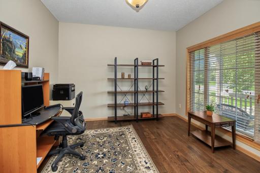 6111 106th Avenue N, Brooklyn Park, MN 55443