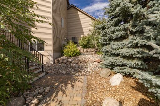 6111 106th Avenue N, Brooklyn Park, MN 55443