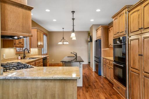 4531 Island View Drive, Mound, MN 55364