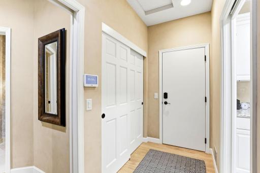 718 Widsten Circle, Wayzata, MN 55391
