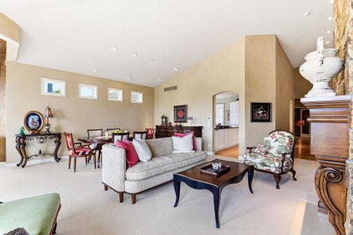 718 Widsten Circle, Wayzata, MN 55391