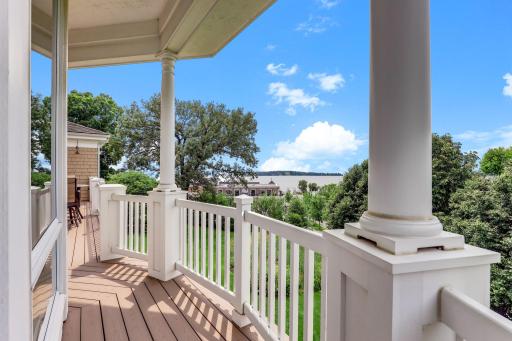 718 Widsten Circle, Wayzata, MN 55391
