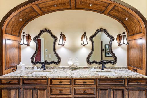 718 Widsten Circle, Wayzata, MN 55391