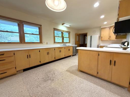 410 1st Street NW, Aitkin, MN 56431