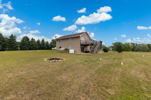926 189th Avenue, New Richmond, WI 54017