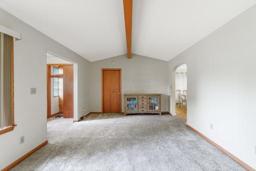 214 4th Street NE, Barnesville, MN 56514