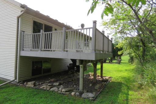 652 7th Street SW, Pine Island, MN 55963