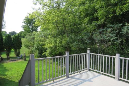 652 7th Street SW, Pine Island, MN 55963