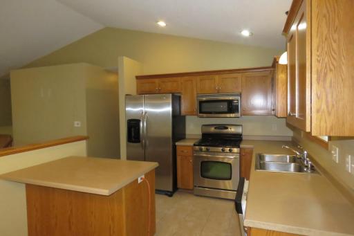 652 7th Street SW, Pine Island, MN 55963