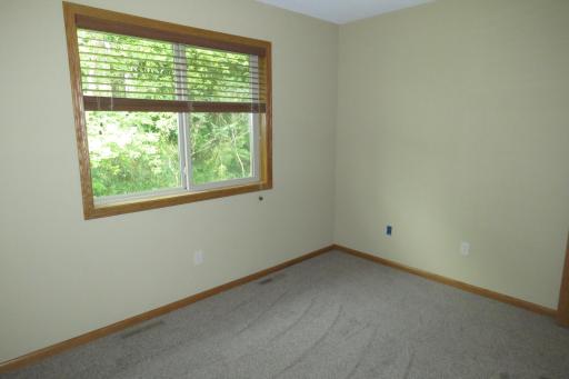 652 7th Street SW, Pine Island, MN 55963
