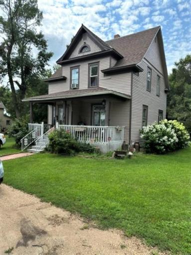 412 S 4th Street, Milan, MN 56262