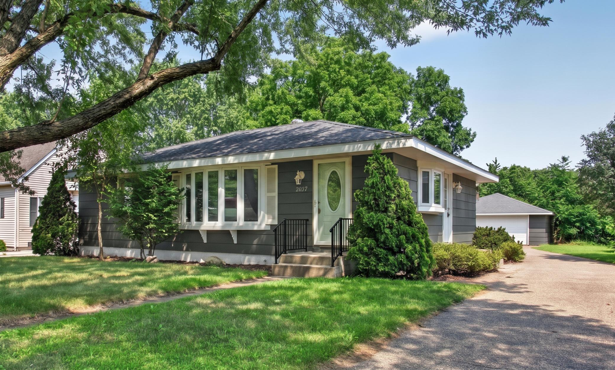Property photo for 1212 Sugar Lane, Chaska, MN 55318