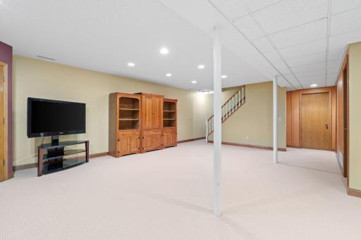11828 Boulder Bay Road, Eden Prairie, MN 55344