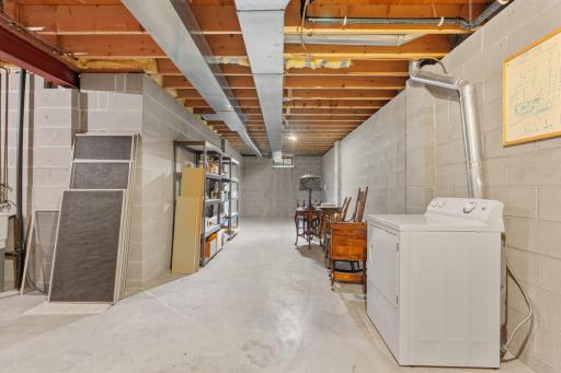 11828 Boulder Bay Road, Eden Prairie, MN 55344