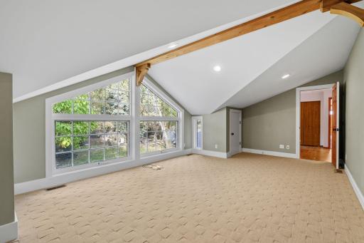 11828 Boulder Bay Road, Eden Prairie, MN 55344