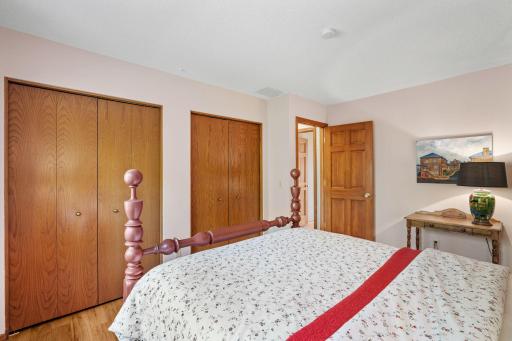 11828 Boulder Bay Road, Eden Prairie, MN 55344