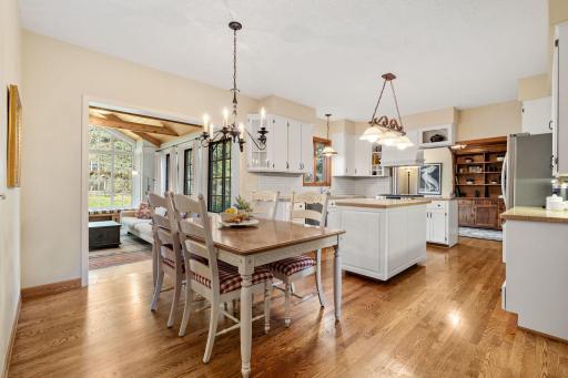 11828 Boulder Bay Road, Eden Prairie, MN 55344