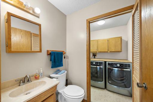 9705 37th Avenue SE, Kandiyohi, MN 56251
