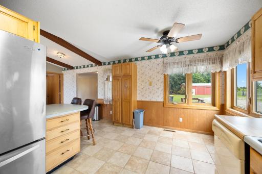 9705 37th Avenue SE, Kandiyohi, MN 56251