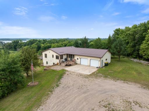 9705 37th Avenue SE, Kandiyohi, MN 56251