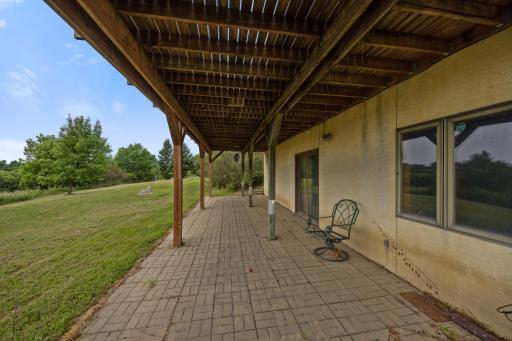 9705 37th Avenue SE, Kandiyohi, MN 56251