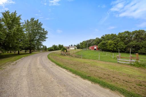 9705 37th Avenue SE, Kandiyohi, MN 56251