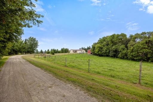 9705 37th Avenue SE, Kandiyohi, MN 56251