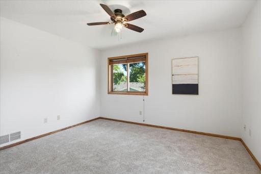 1515 32nd Avenue SW, Cambridge, MN 55008