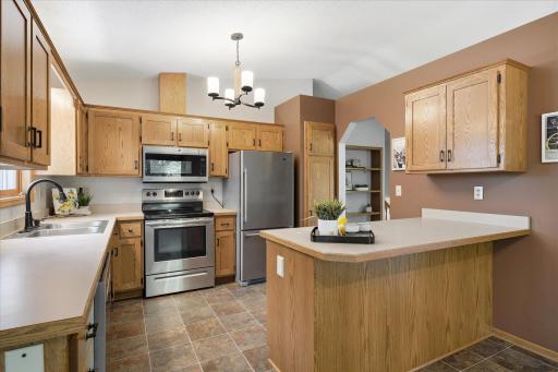 1515 32nd Avenue SW, Cambridge, MN 55008