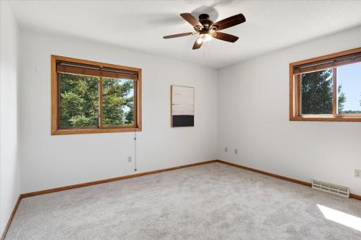 1515 32nd Avenue SW, Cambridge, MN 55008