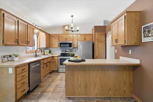 1515 32nd Avenue SW, Cambridge, MN 55008
