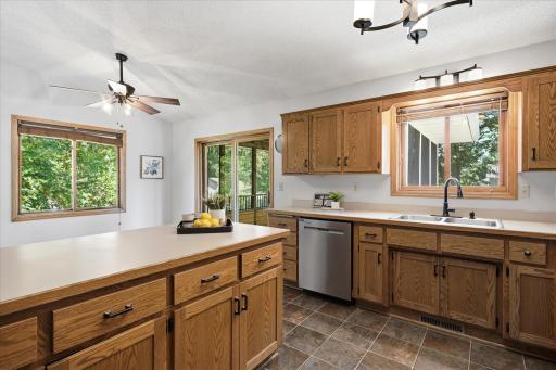 1515 32nd Avenue SW, Cambridge, MN 55008