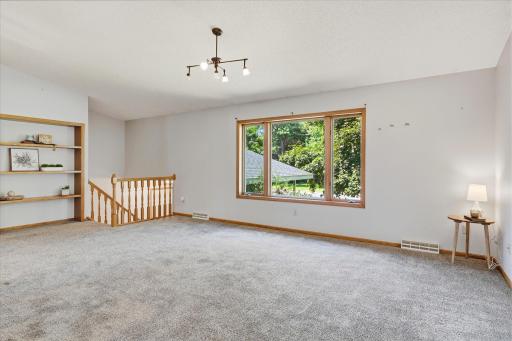 1515 32nd Avenue SW, Cambridge, MN 55008