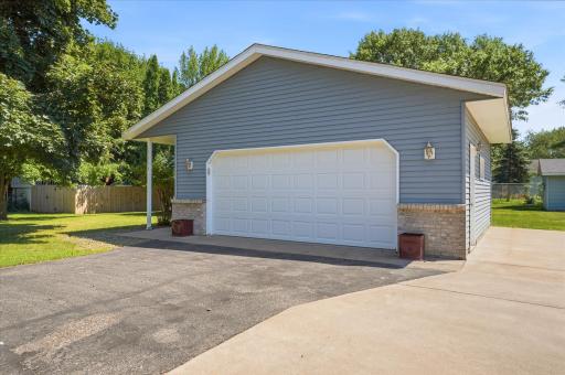 1515 32nd Avenue SW, Cambridge, MN 55008