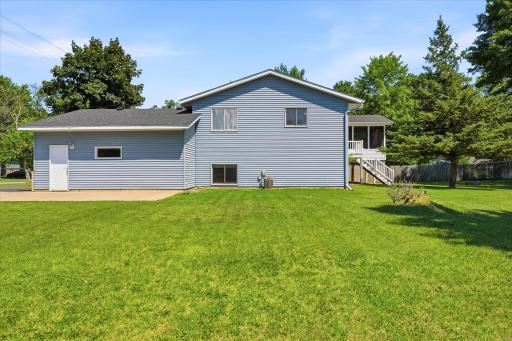1515 32nd Avenue SW, Cambridge, MN 55008