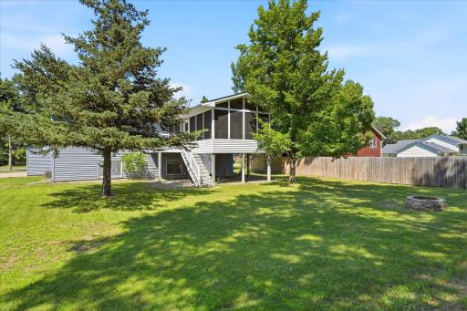 1515 32nd Avenue SW, Cambridge, MN 55008